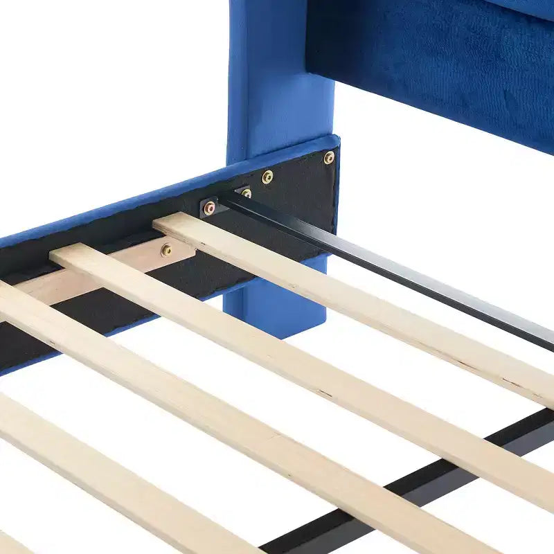 Lit King à plateforme traîneau, tête de lit à oreilles, velours capitonné, capacité de 363 kg